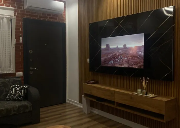 דירה With A View